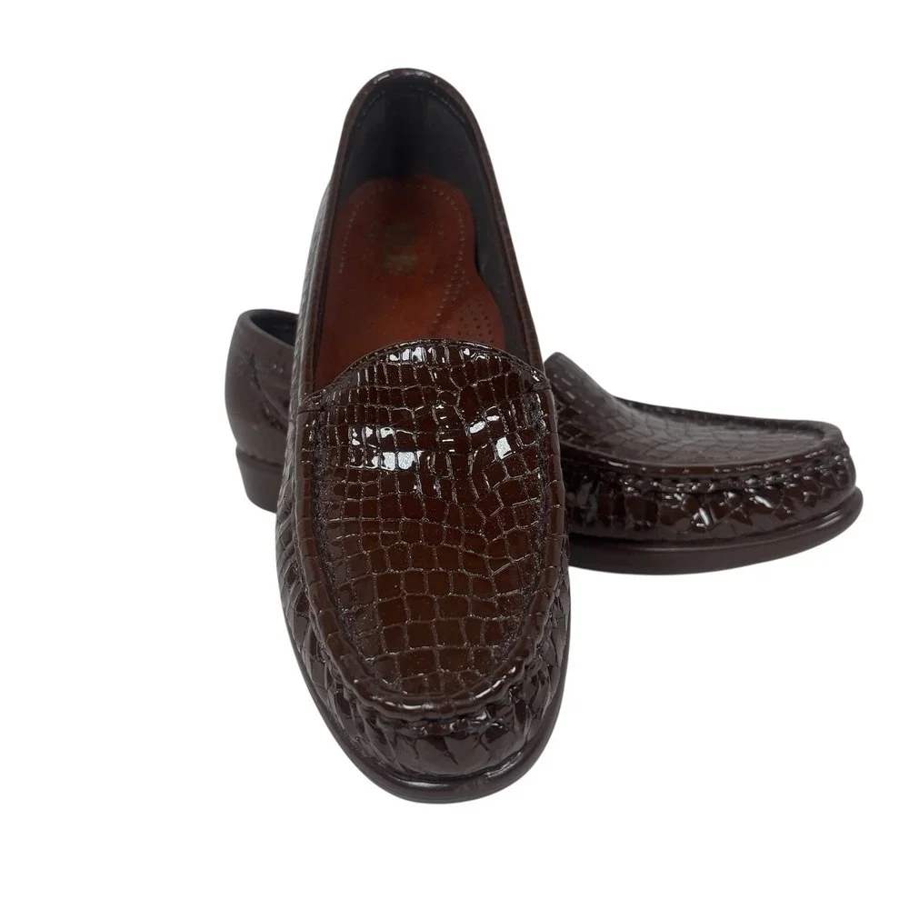 SAS Womens Size 7 Slim Simplify-C Brown Croc Patent Leather Loafers NIB USA
